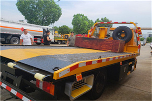 镇平附近拖车电话号码服务