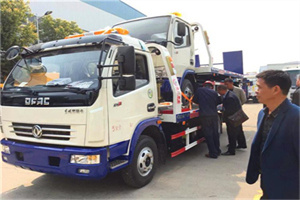 镇平汽车道路救援拖车价格